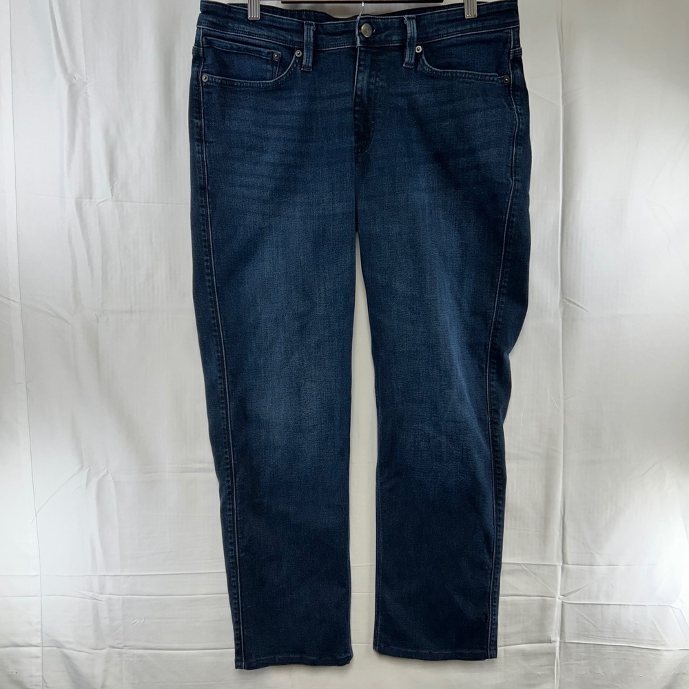 DU/ER Straight Fit Jeans Mens 36x32 Dark Blue Performance Stretch MFGT2507